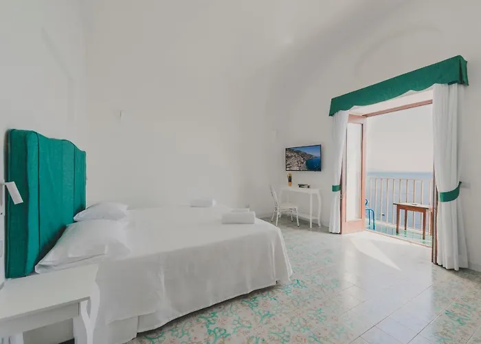 네투노 포지타노